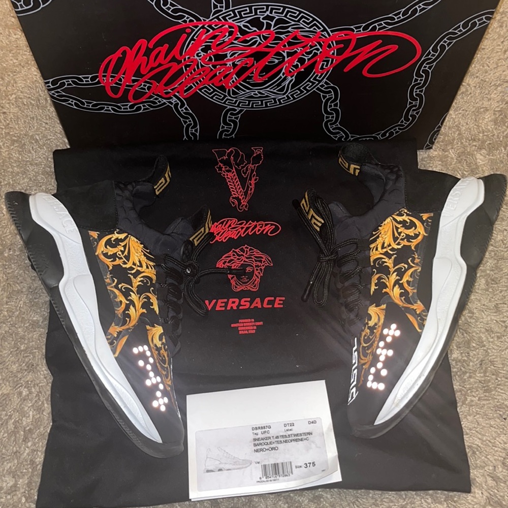 VERSACE CHAIN REACTION
